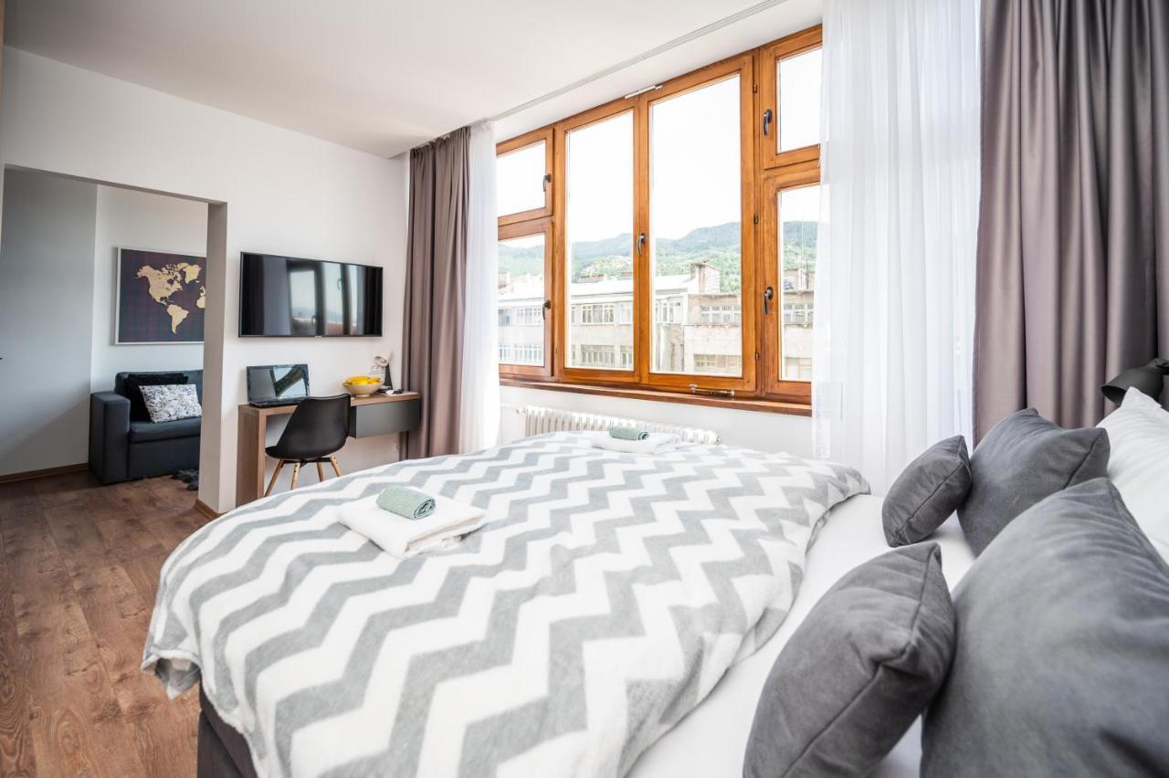 Modern And Bright Apartments - Main Street Sarajevo Ngoại thất bức ảnh
