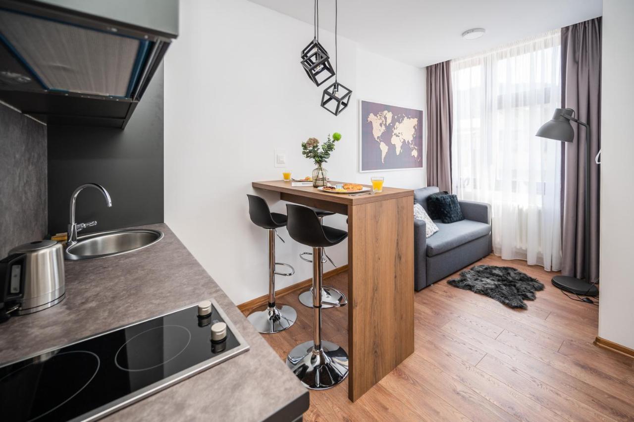Modern And Bright Apartments - Main Street Sarajevo Ngoại thất bức ảnh