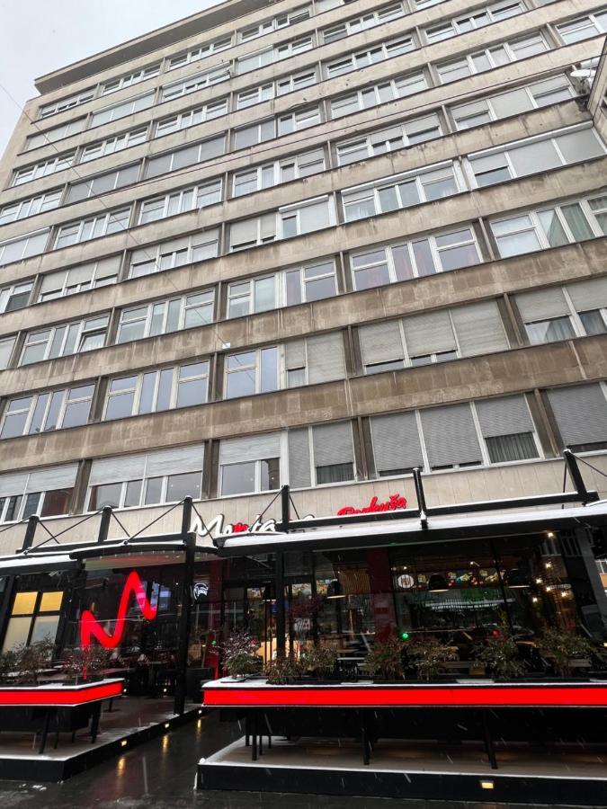 Modern And Bright Apartments - Main Street Sarajevo Ngoại thất bức ảnh