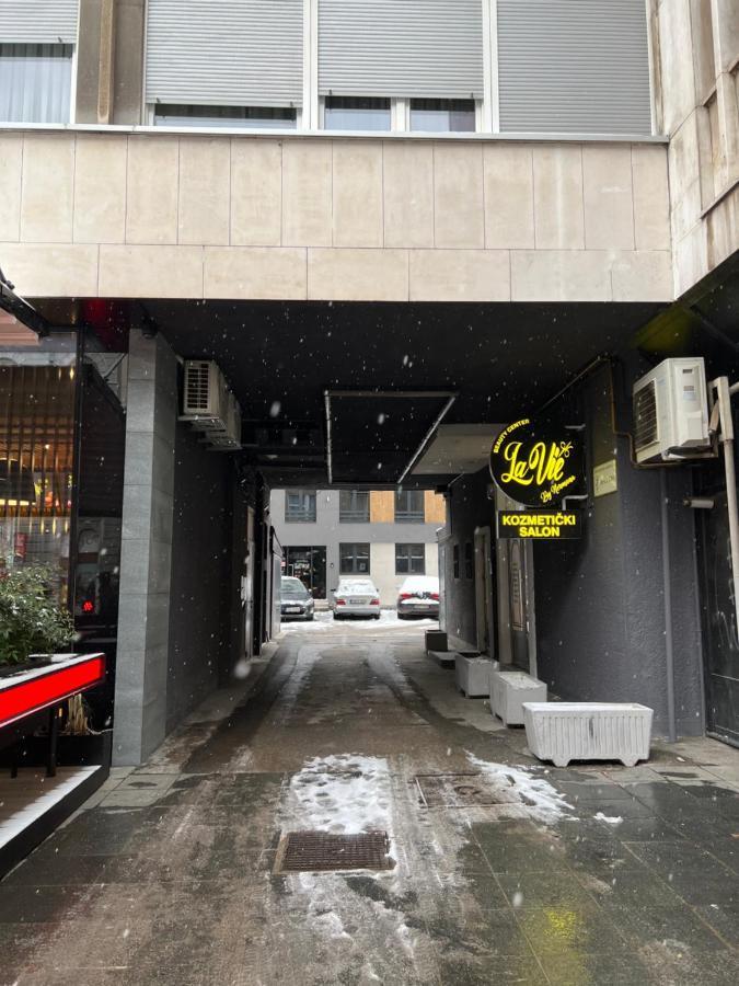 Modern And Bright Apartments - Main Street Sarajevo Ngoại thất bức ảnh