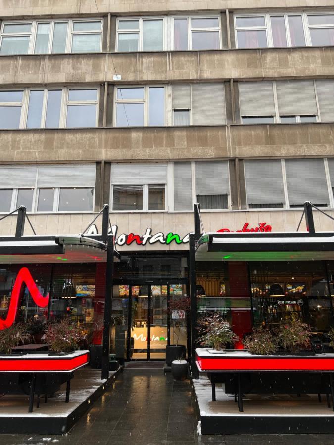Modern And Bright Apartments - Main Street Sarajevo Ngoại thất bức ảnh